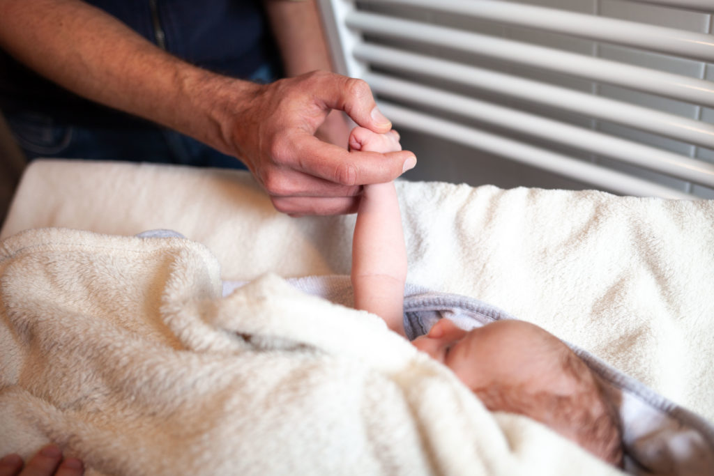 photo complicité parent bébé